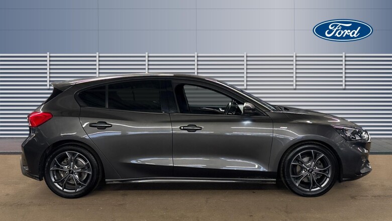 Ford Focus 1.0 EcoBoost Hybrid mHEV 125 ST-Line Edition 5dr Petrol Hatchback